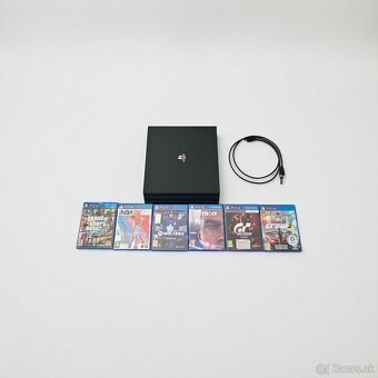Playstation 4 PRO 4TB + hry + HDMI kábel - 2