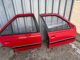 Dvere na Peugeot 405 - 2