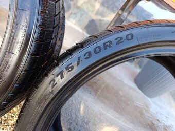 Predám pneumatiky 275/30 R20, 245/35 R20 zimné - 2