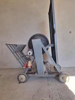 Cirkulár, Píla - 2