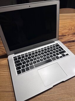 MacBook Air model A1466 - 2