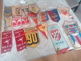 Predam stare vlajki - 2