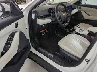 Ford Mustang Mach-E 98,7kWh Premium AWD MAX - 2