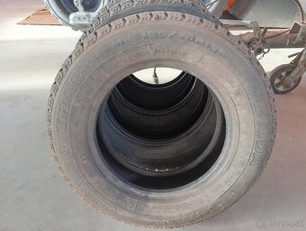 Zimné pneu 195/70 R15C - 2