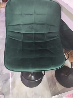 Barový stôl so stoličkami - 2