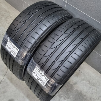 Letné pneumatiky 235/40 R19 BRIDGESTONE - 2