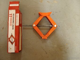 Zdvihák do 1 ton - 2