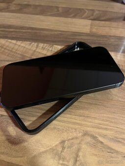 iPhone 15 pro - 2