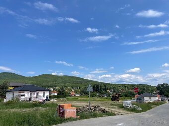 Stavebné pozemky určné na výstavbu – Štitáre pri Nitre - 2