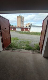 Predám garáž, 24 m² - 2