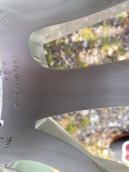 R18 Originál sada diskov s pneumatikami na Touareg III - 2