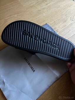 Balenciaga - 2