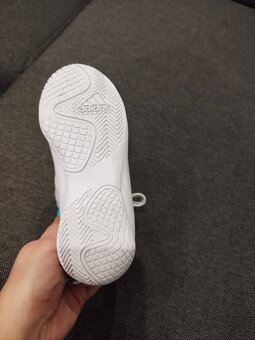 Predám detské halovky ADIDAS F50 CLUB IN J č.29 - 2