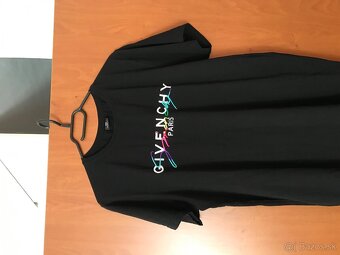 NOVE GIVENCHY pánske tricko XL - 2