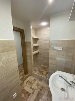 Na predaj 2 izbový byt po kompletnej rekonštrukcii - 2