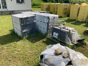 Škridla Bramac Klasik Protector - čierna - 2