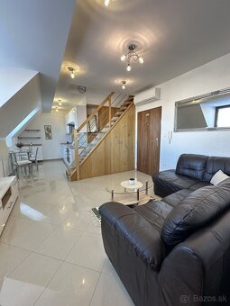 BEZ PROVÍZIE: prenájom 2i mezonetu s terasou v centre Nitry - 2