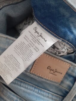 Balík oblečenia Guess,PepeJeans,River Island,Superdry a iné - 2