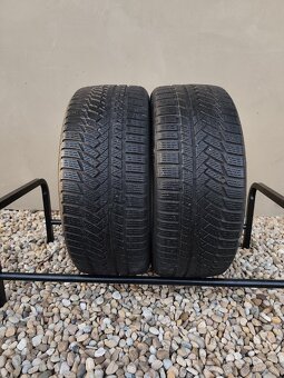 2x 235/45R18 Zimné pneumatiky Continental - 2