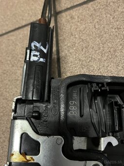 F01/F10/F11 soft-close zámky - 2