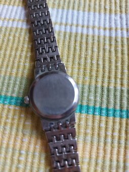 Dámske hodinky. - 2