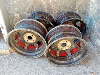 Predam 4×elektronu r 15 znackove momo - 2