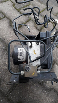 Jednotka ABS ESP Nissan Navara D40 Pathfinder R51 - 2