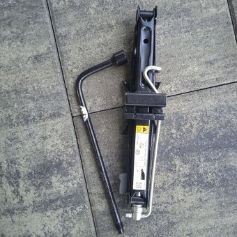 Hever zdvihák ford tranzit & tourneo connect - 2