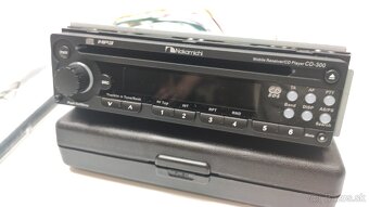 Predám autorádio Nakamichi CD300 - 2