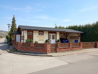 Dostupný prenájom salónu v Mojši - 2