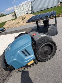 Robotická kosačka Wiper K do 2200m2 - 2