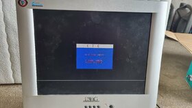 LCD monitor 1024x768 - 2