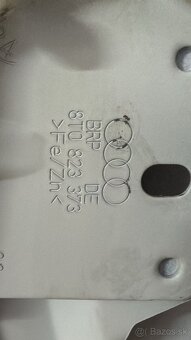 Predná kapota Audi A4 B8 - 2