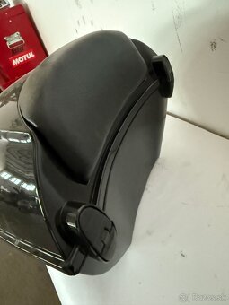 Kufor 32L – univerzálny s operadlom - 2