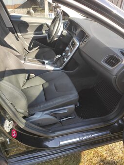 Volvo V60 2,0L - 2