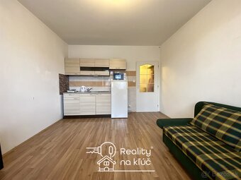 Na prenájom zariadená garsónka s balkónom na Gogoľovej ul. - 2