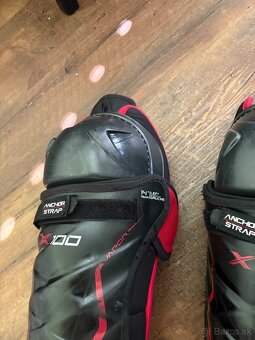 Na predaj: Hokejové holene Bauer Vapor X100 – veľkosť 14” (3 - 2
