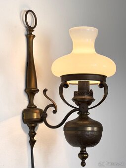 Starožitna Nastena mosadzna lampa - 2
