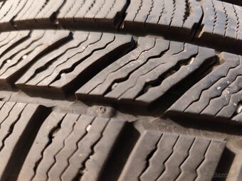 ZIMNÁ SADA CONTINENTAL 235/40 R19 96V XL Z - 2