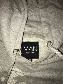 SÚPRAVA BOOHOO: mikina+tričko+rifle veľ.M a 32 (31)+darček - 2