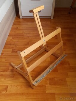 Stojan na maľovanie - stolový - 2
