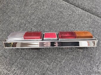 Zadné svetlo Tatra 613 - 2