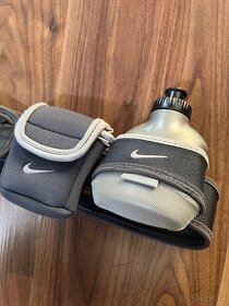 Bezecky opasok Nike s 3 flasami a puzdrom - 2