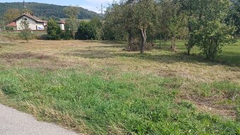 Stavebný pozemok v obci Nižný Skálnik okres RS 450 m² - 2
