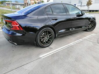 Volvo S60 /T6 /AWD /310k /8AT /R DESING /Harman Kardon - 2