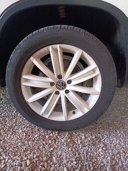 5x112 r18 235/50 r18 - 2
