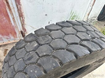 2ks pneu 315/80 r22,5 - 2