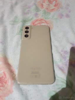 Samsung Galaxy S21 FE - 2