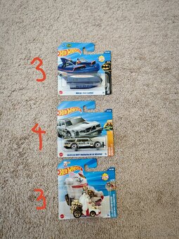 Autíčka Hotwheels nové - 2
