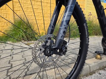 Predám horský celoodpružený bicykel GHOST KATO FS5 - 2